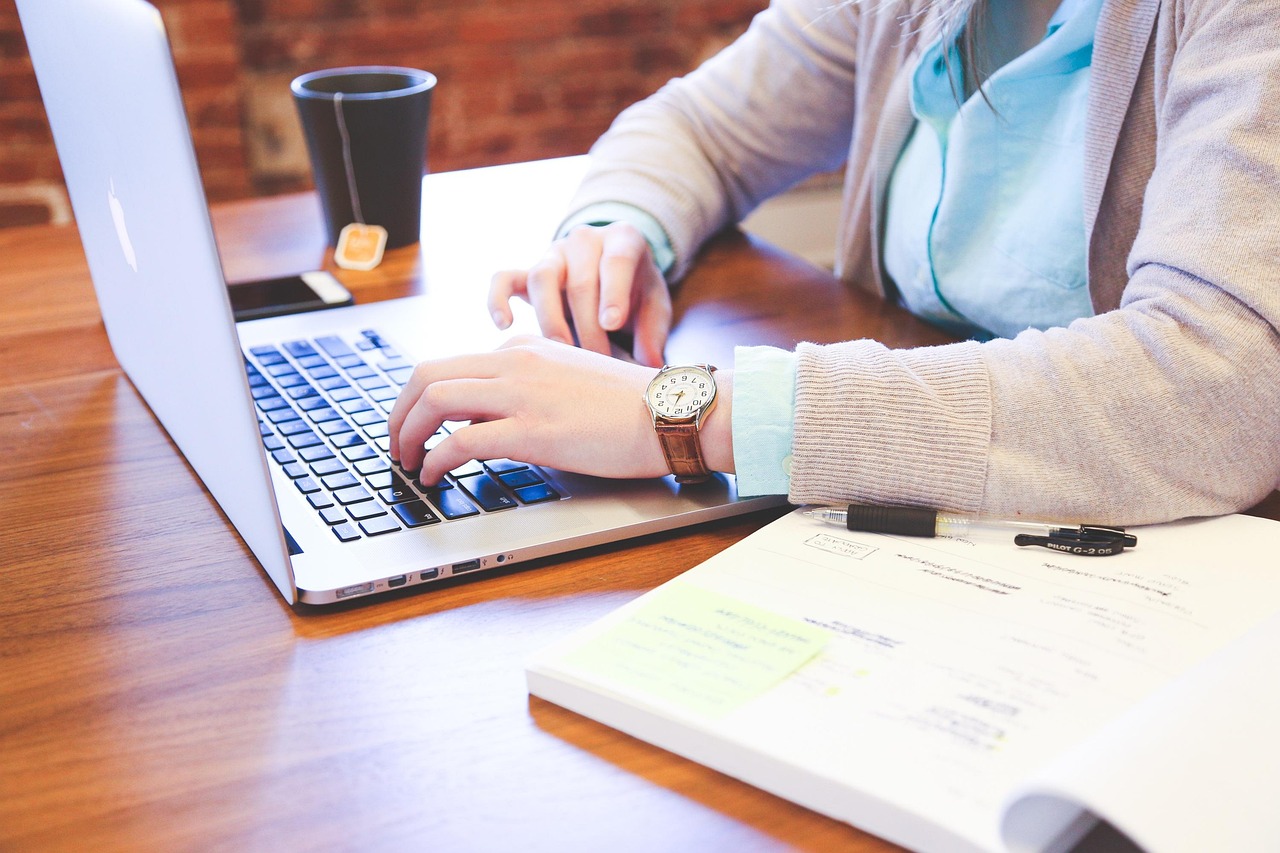 Modern Technology Innovation Workspace